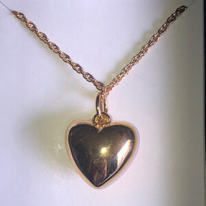Van Doran Vintage Gold Tone Puffy 3D Heart Dainty Necklace